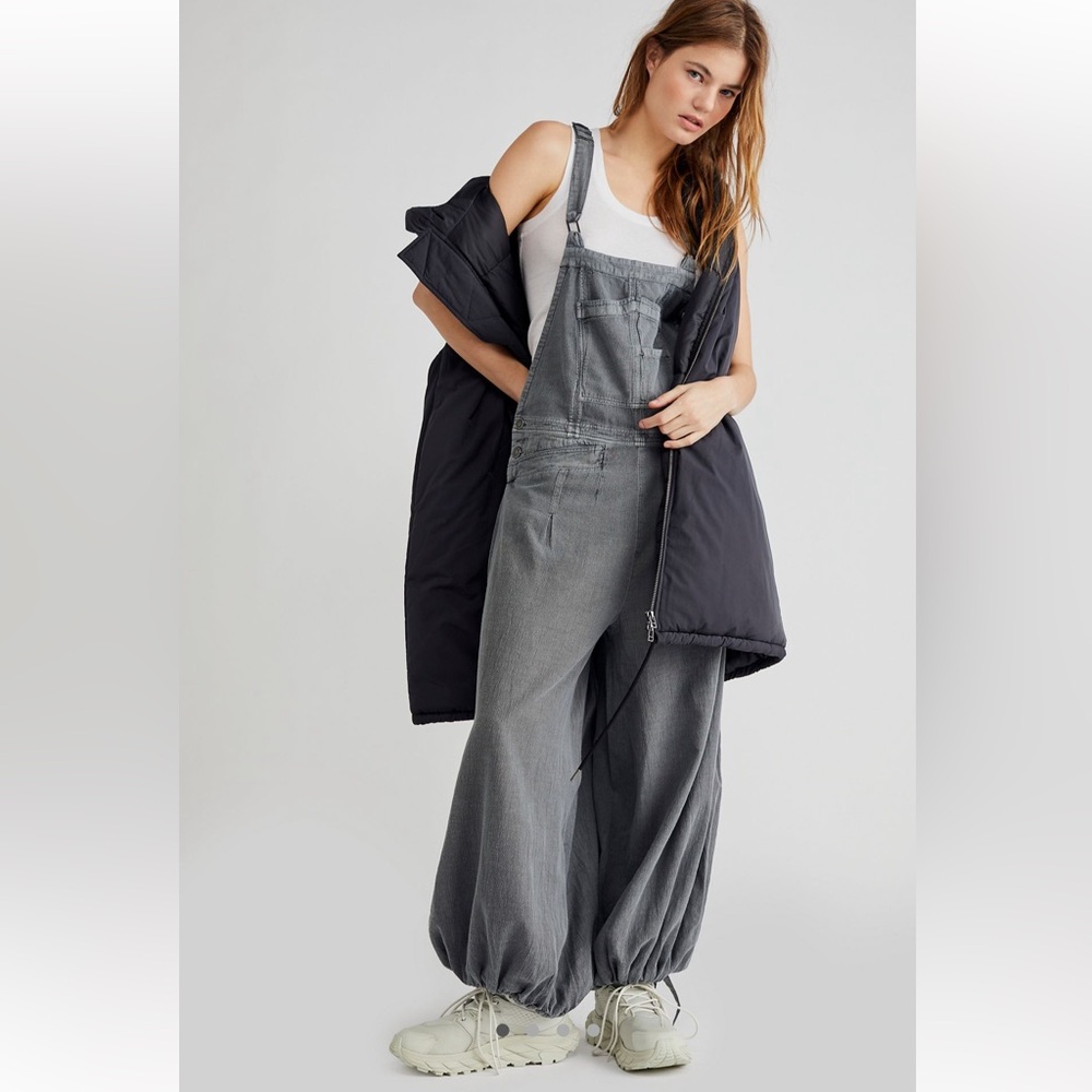 COPY - *Free People* Follow The Sun one piece in Steel Grey Size XS